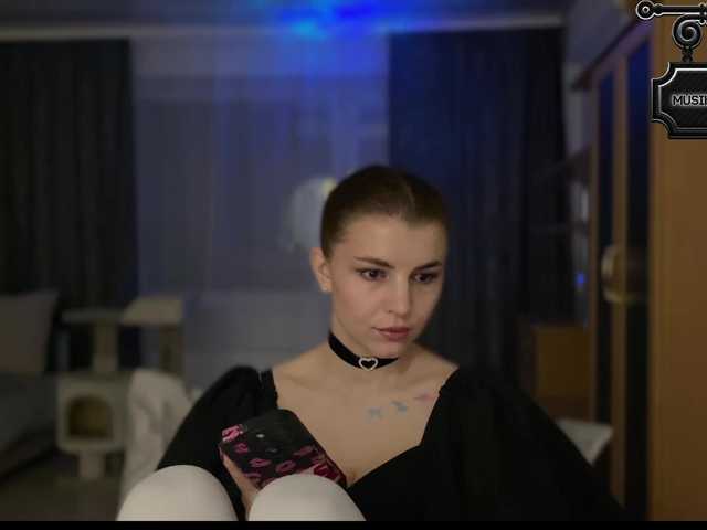 LISSSA1's BongaCams show and profile