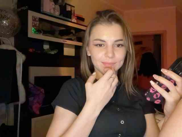 LISSSA1 Live Webcam on BongaCams