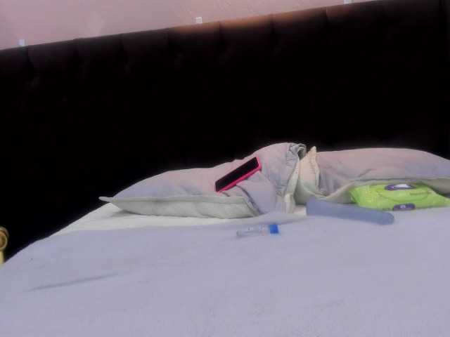 Domincka from BongaCams