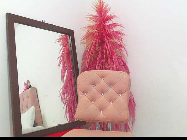  ParisAisha chat room