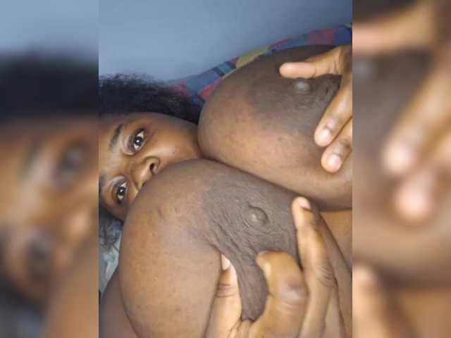 SExtBoobS webcam bongacams model stream image