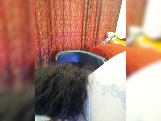 MeganHotCurvy's BongaCams show and profile