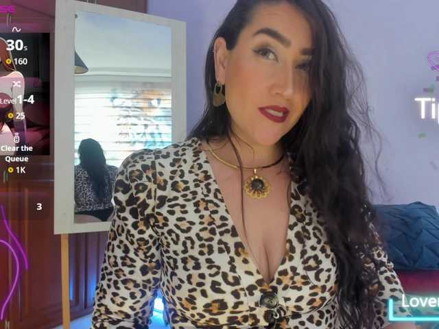  MeganHotCurvy chat room