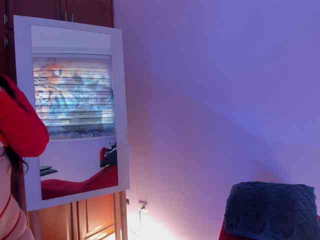 MeganHotCurvy MeganHotCurvy