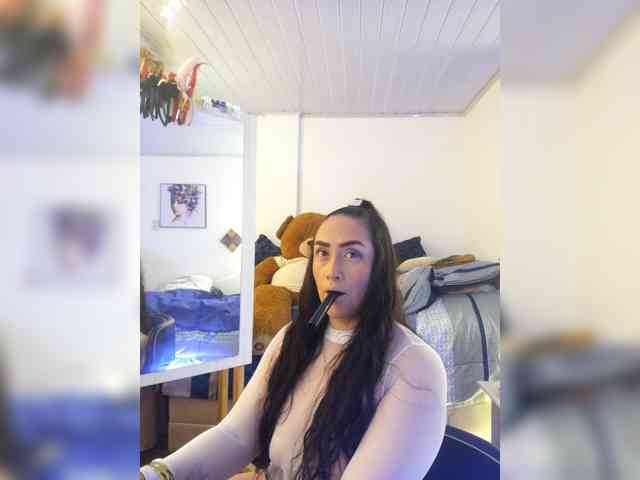 MeganHotCurvy MeganHotCurvy