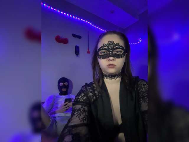 CoreCouple – webcam model profile photo