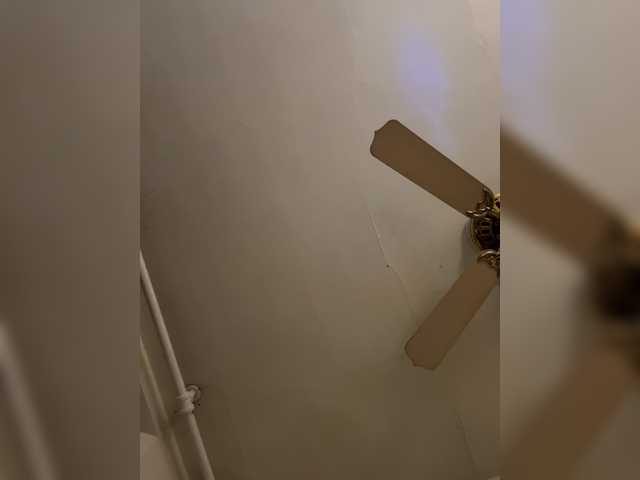 JullietteLatte's BongaCams show and profile