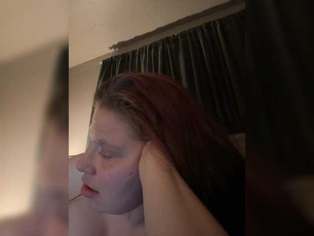 JullietteLatte's BongaCams show and profile