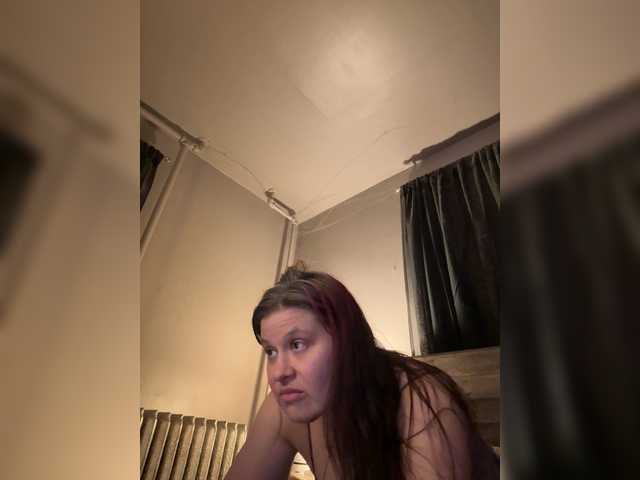 JullietteLatte's BongaCams show and profile