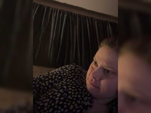 JullietteLatte's BongaCams show and profile