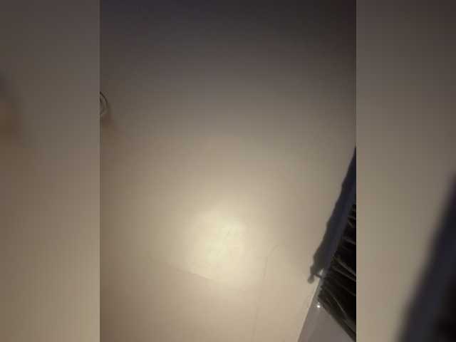 JullietteLatte's BongaCams show and profile