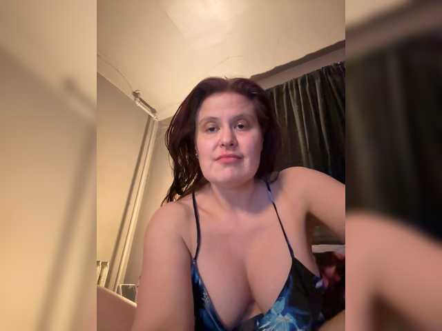 JullietteLatte's BongaCams show and profile