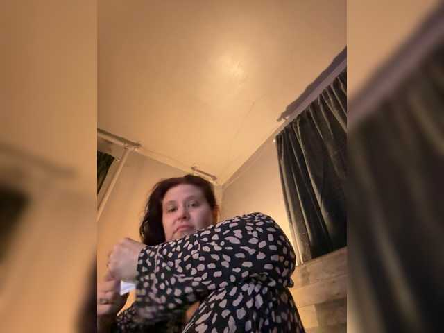 JullietteLatte's BongaCams show and profile