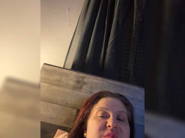 JullietteLatte live cam