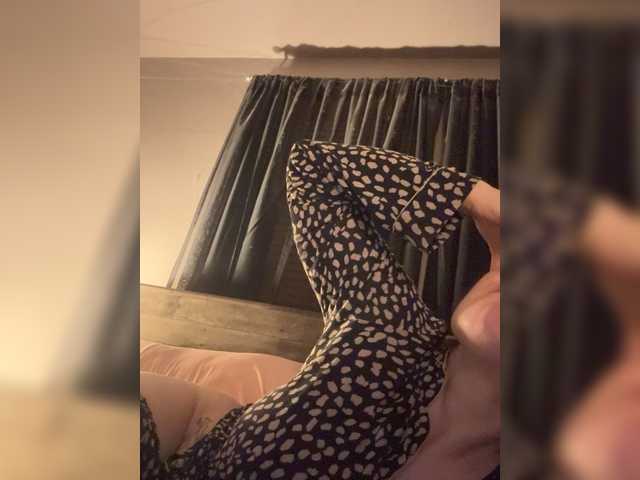 JullietteLatte's BongaCams show and profile