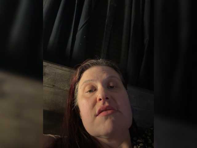 JullietteLatte's BongaCams show and profile