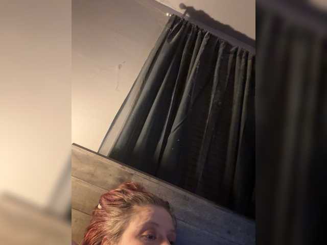 JullietteLatte webcam