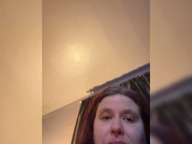 JullietteLatte's BongaCams show and profile