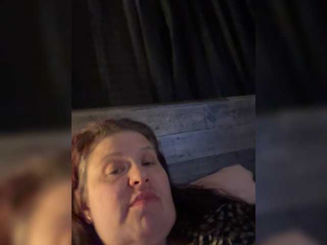 JullietteLatte's BongaCams show and profile