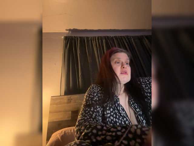 JullietteLatte – webcam model profile photo