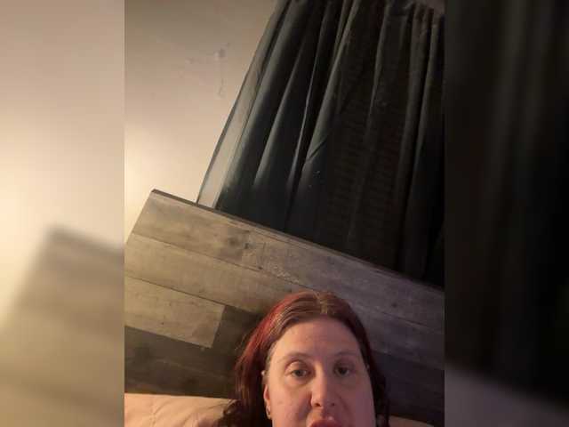 JullietteLatte's BongaCams show and profile