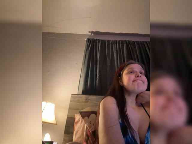 JullietteLatte webcam