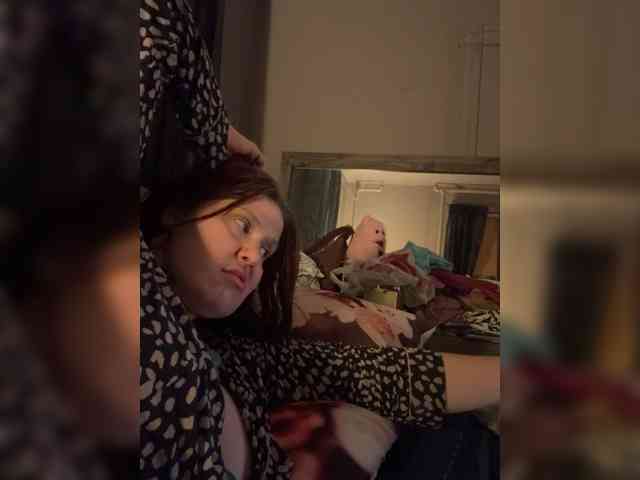 JullietteLatte webcam