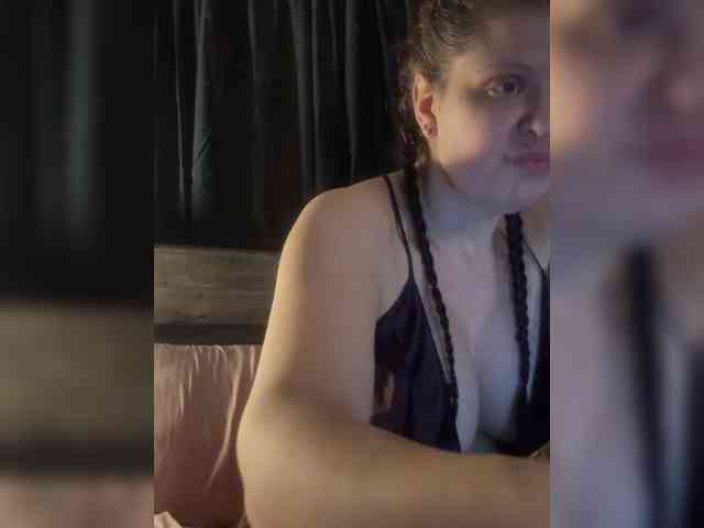 JullietteLatte webcam