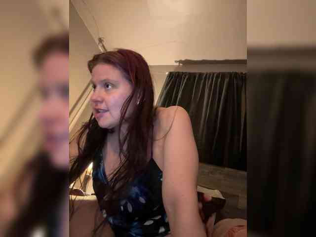 JullietteLatte webcam