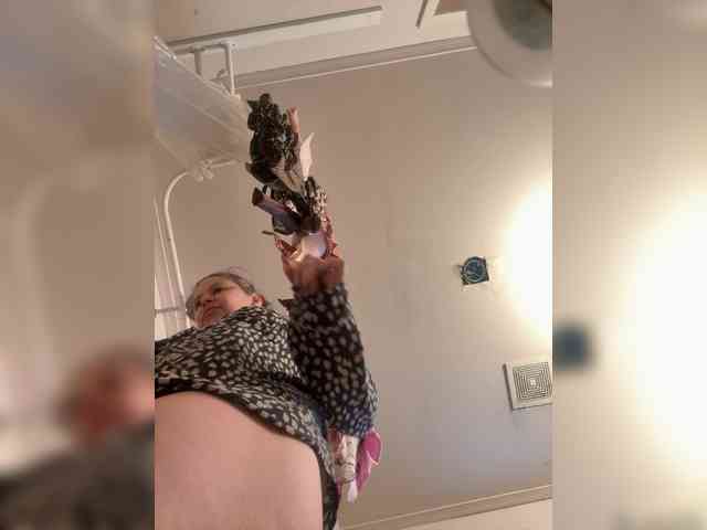 JullietteLatte webcam