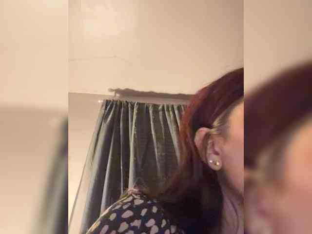 JullietteLatte webcam