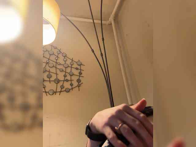 JullietteLatte webcam