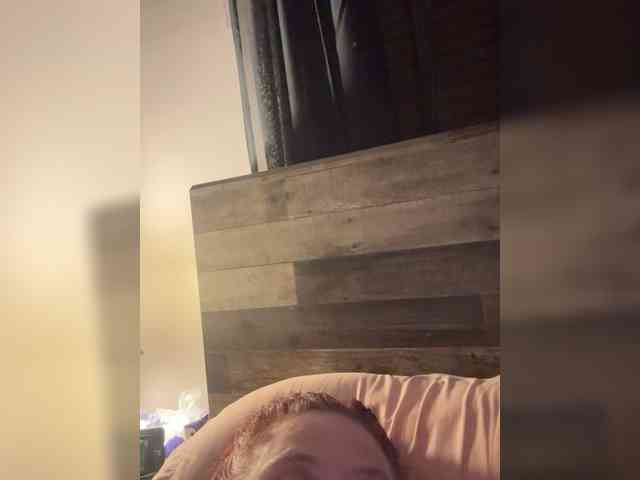 JullietteLatte webcam