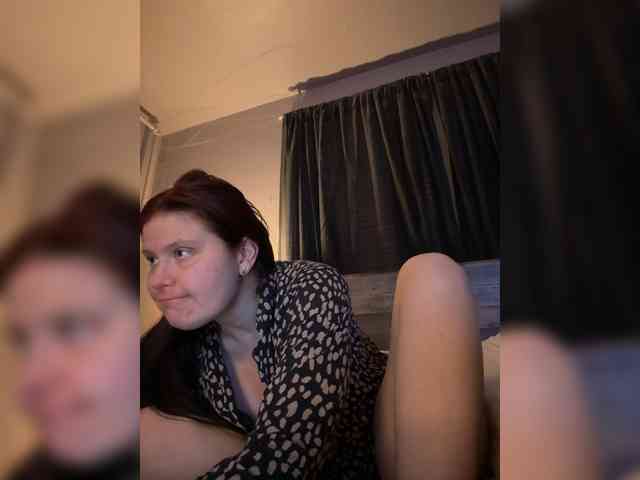 JullietteLatte webcam