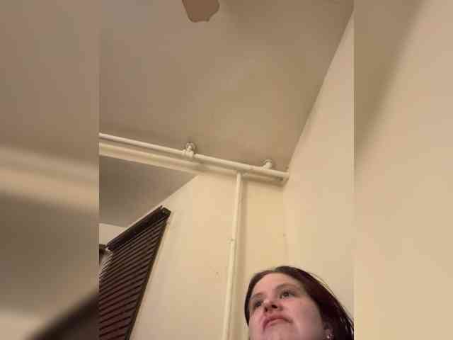 JullietteLatte webcam