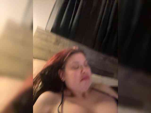 JullietteLatte webcam