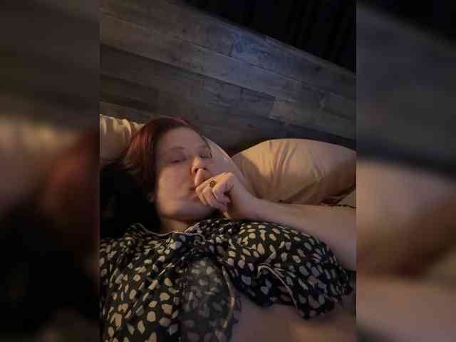 JullietteLatte webcam