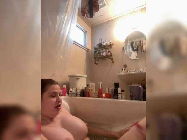 JullietteLatte webcam