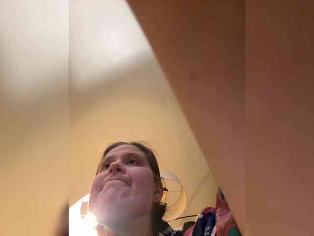 JullietteLatte webcam