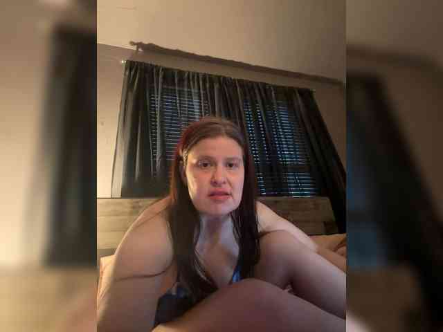 JullietteLatte webcam