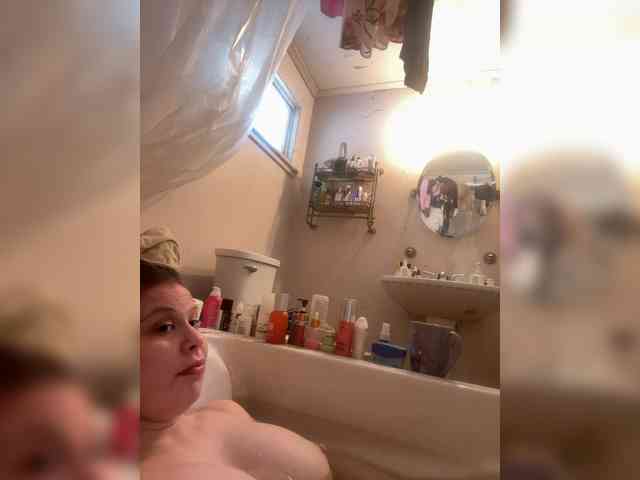 JullietteLatte webcam