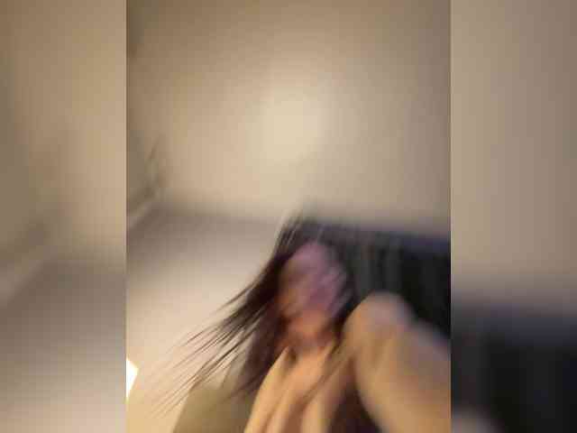 JullietteLatte webcam