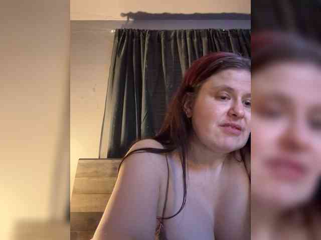 JullietteLatte webcam