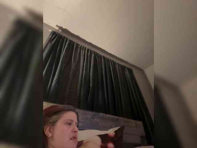 JullietteLatte webcam