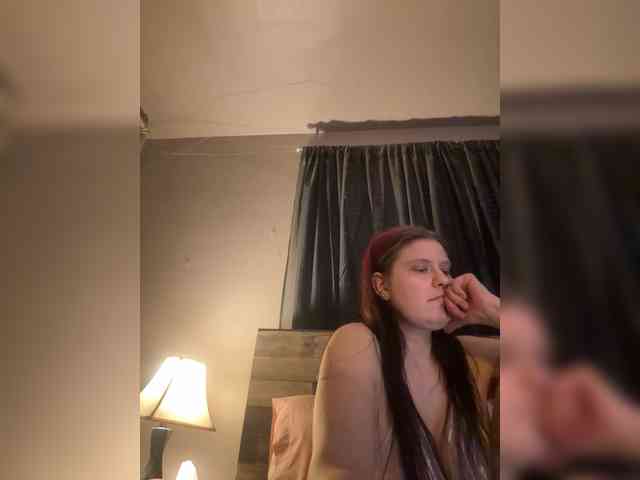 JullietteLatte webcam