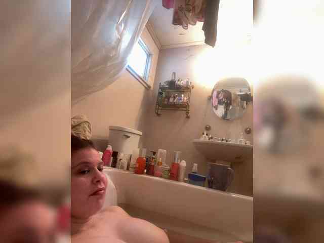 JullietteLatte webcam