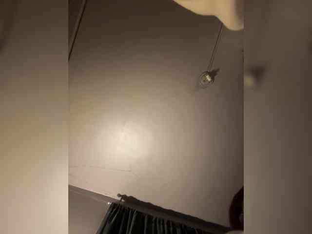 JullietteLatte webcam