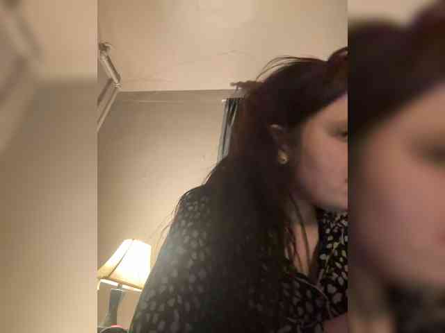 JullietteLatte webcam