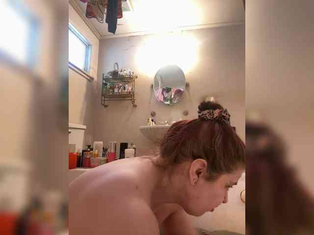 JullietteLatte webcam