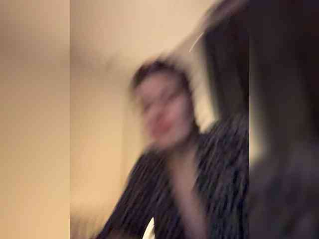 JullietteLatte webcam